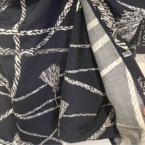 Miraclesuit Navy and White Nautical Rope design Tankini TOP ONLY size 8 - Picture 6 of 12